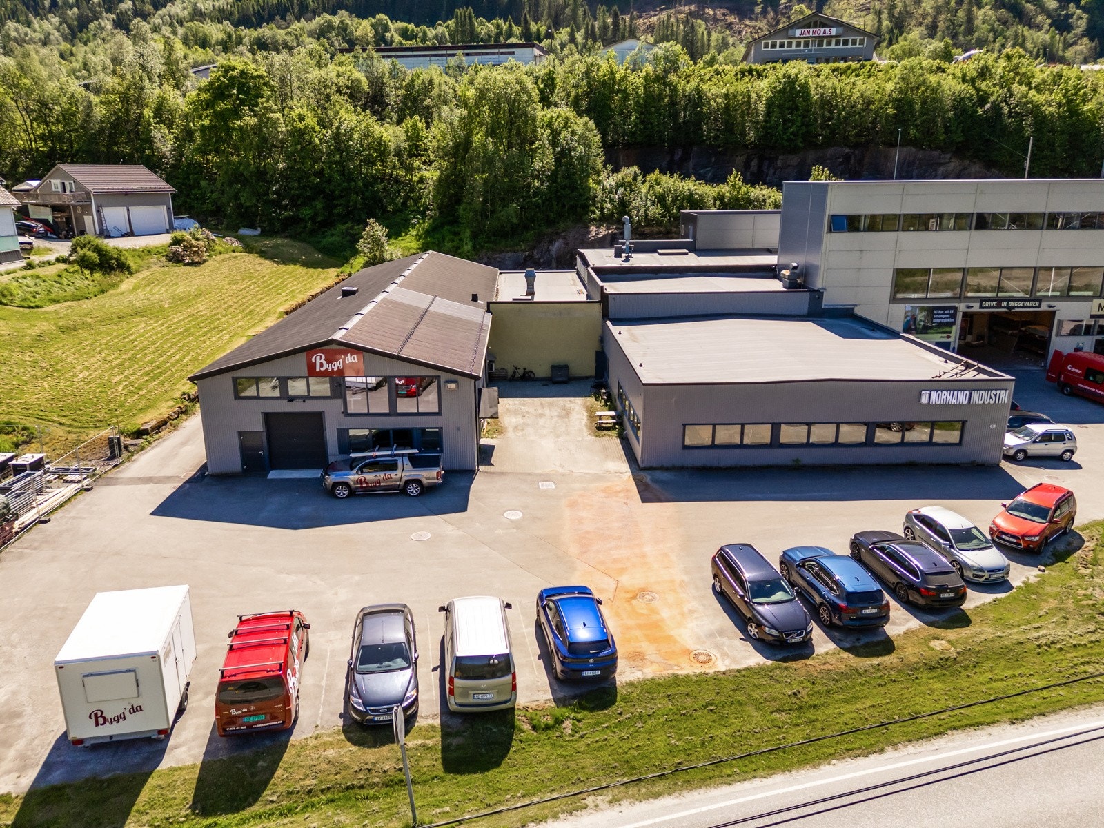 Kombinasjonsbygg Galleribilde