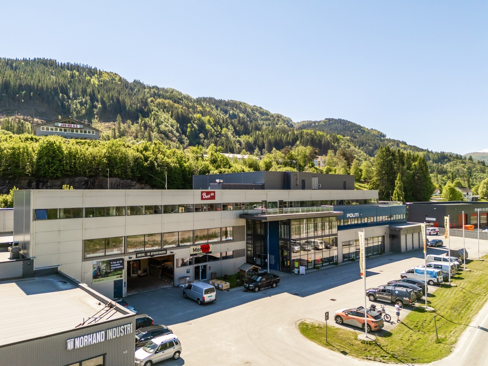 Modernisert og tilbygget i flere omganger Galleribilde