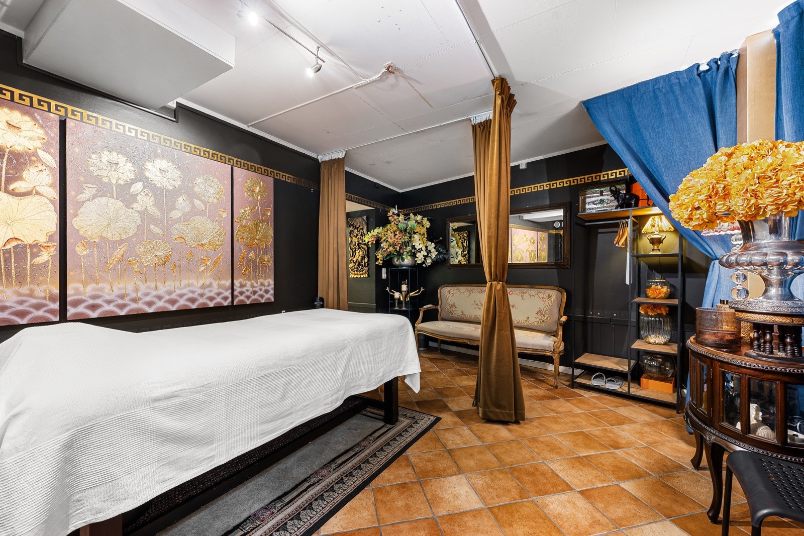 Behandlingsrom 2 i kjeller Galleribilde