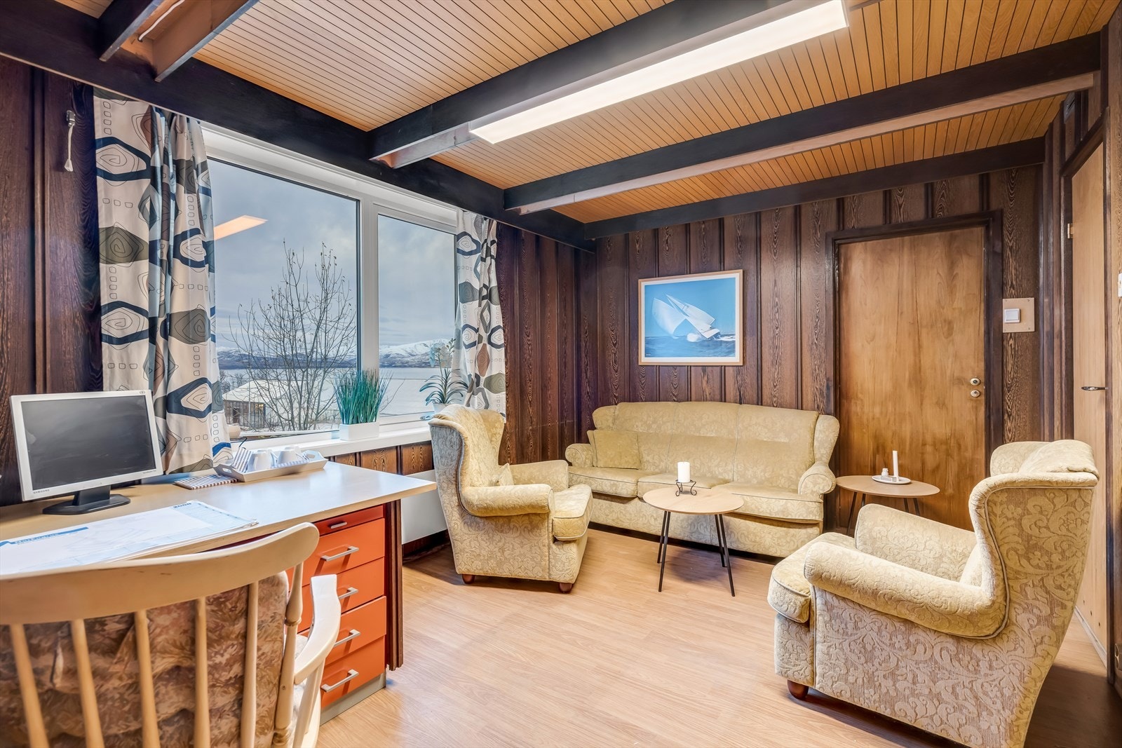 kontor med utsikt Galleribilde