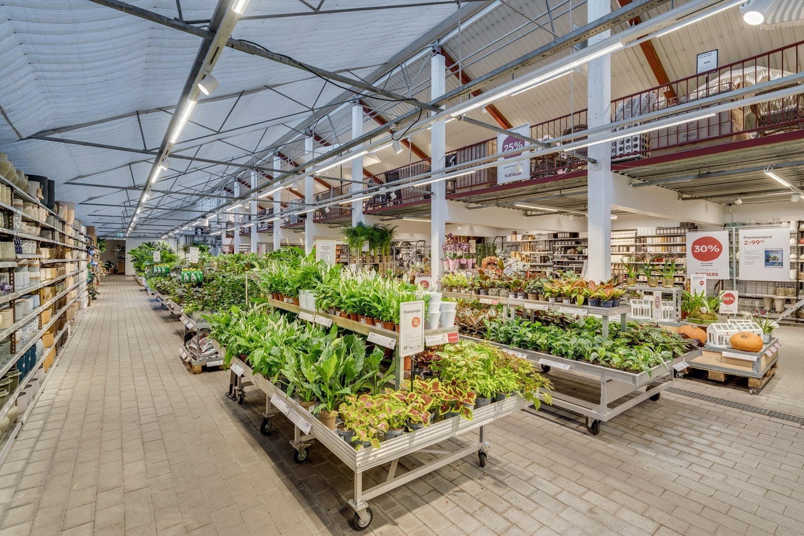 store åpne flater og mesanin Galleribilde