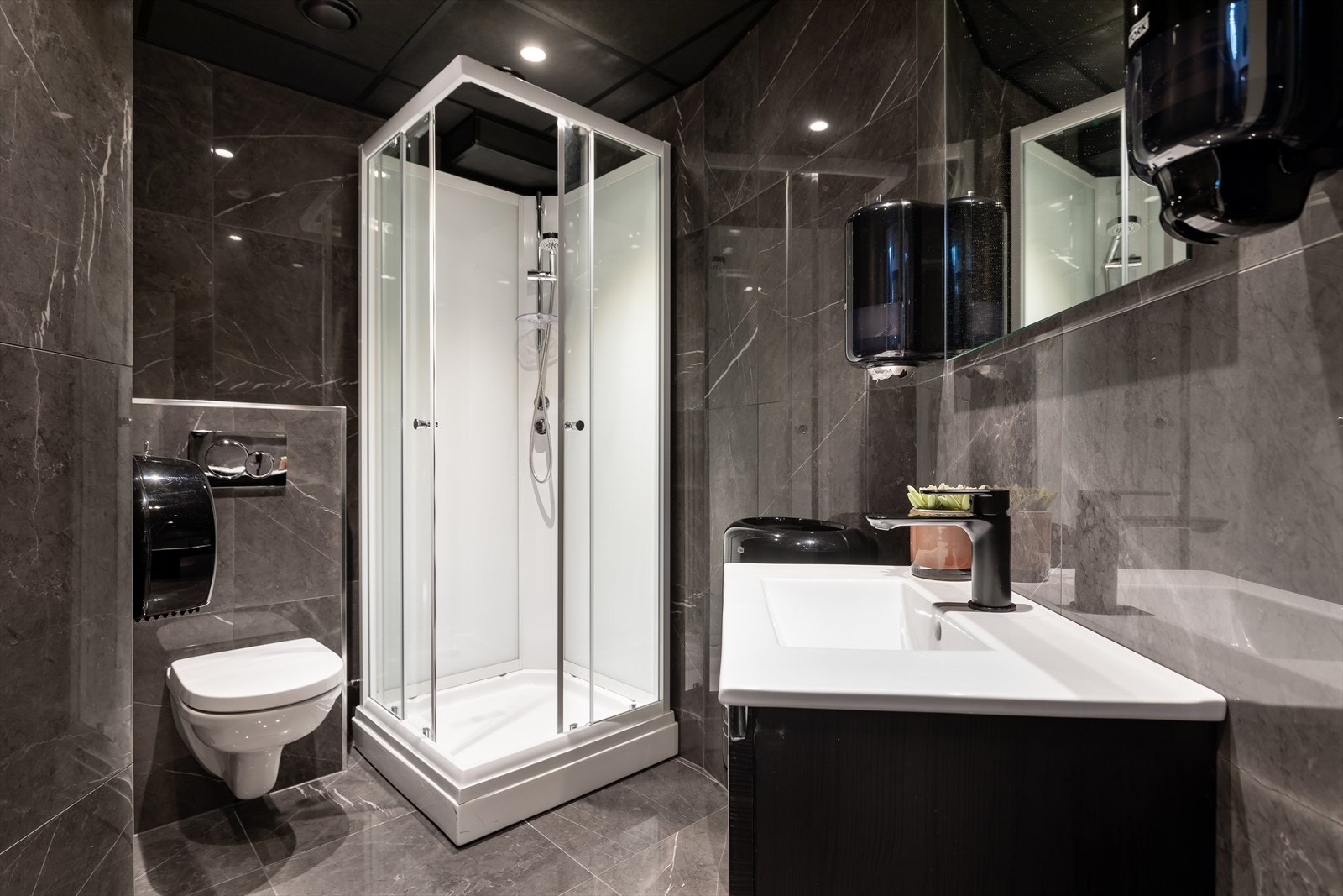 Referansebilde fra et oppusset bad i Storgata 10A Galleribilde