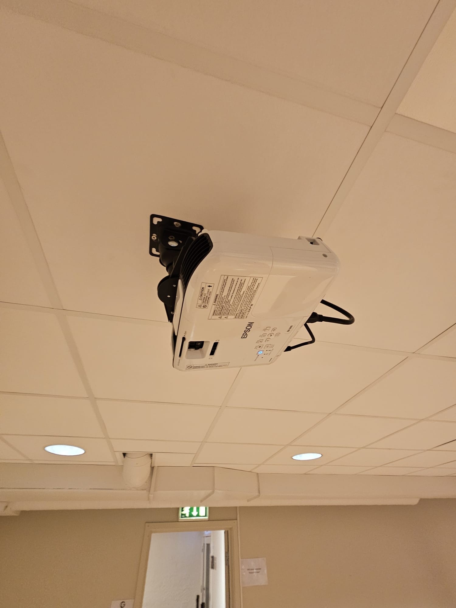 Prosjektor i lokalet Galleribilde