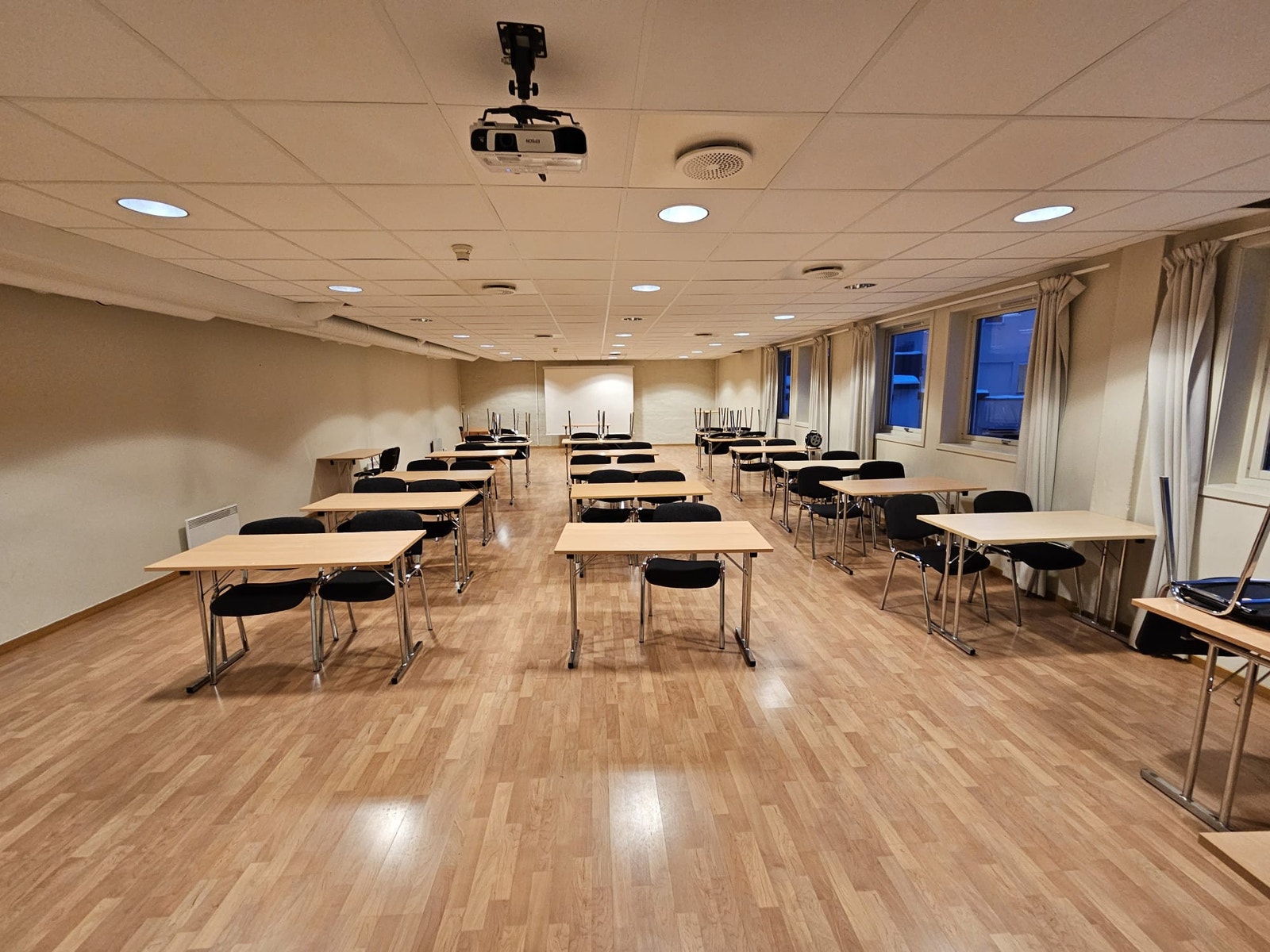 Stor sal / stort undervisningsrom Galleribilde