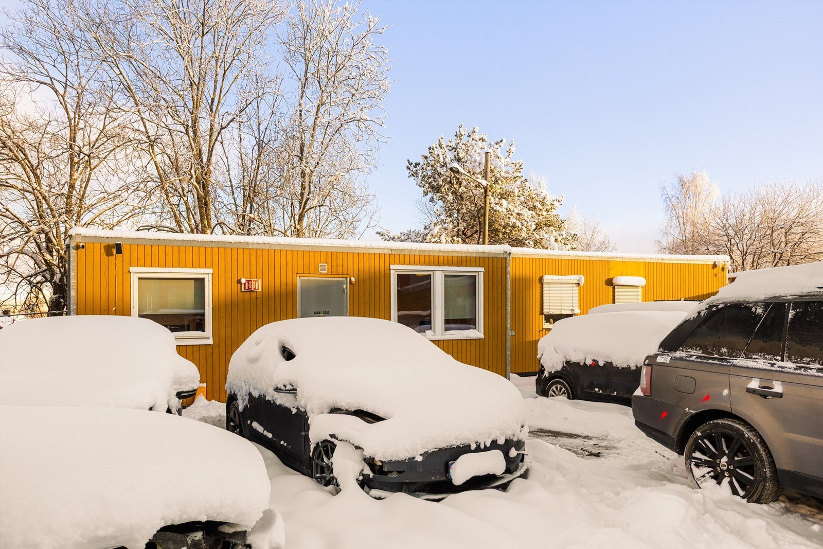 Kontorbrakker. Galleribilde