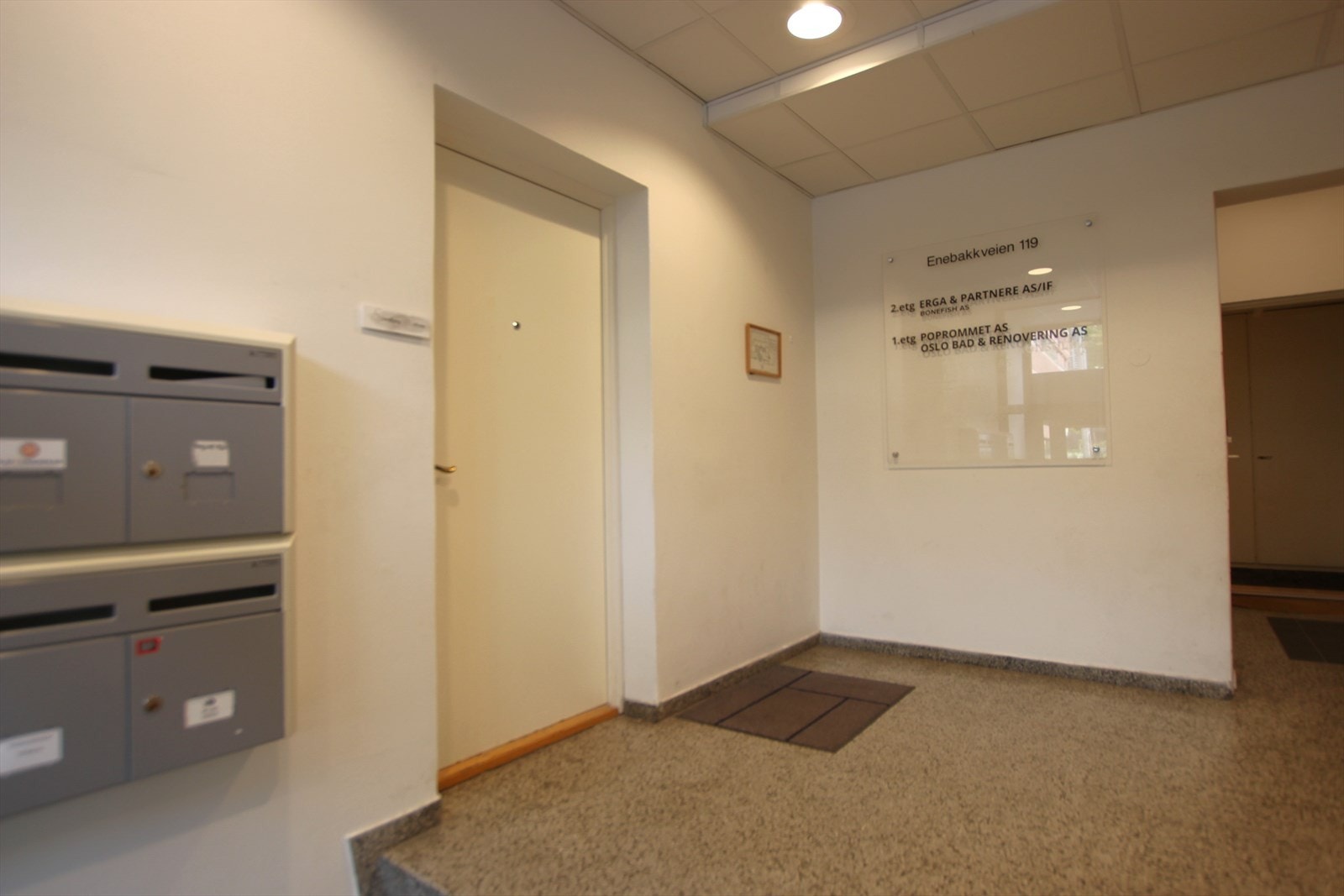 Inngang til kontorlokale BTA 69 kvm. Galleribilde