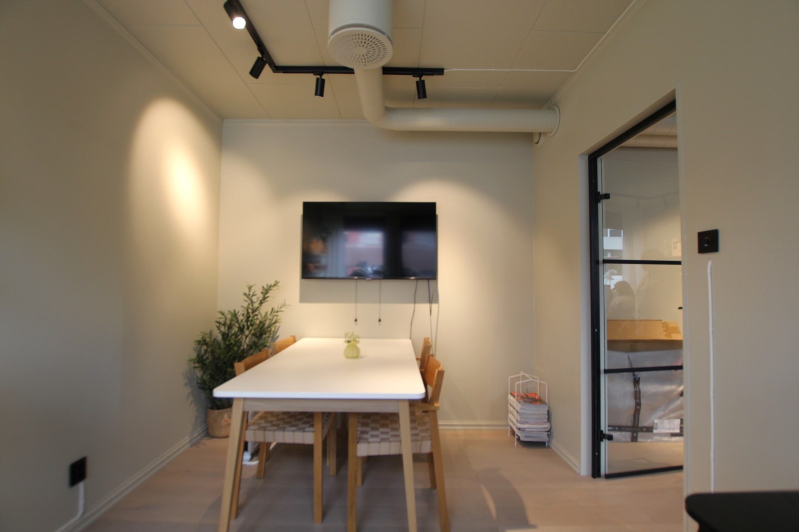 Kontorlokale BTA 69 kvm. Galleribilde