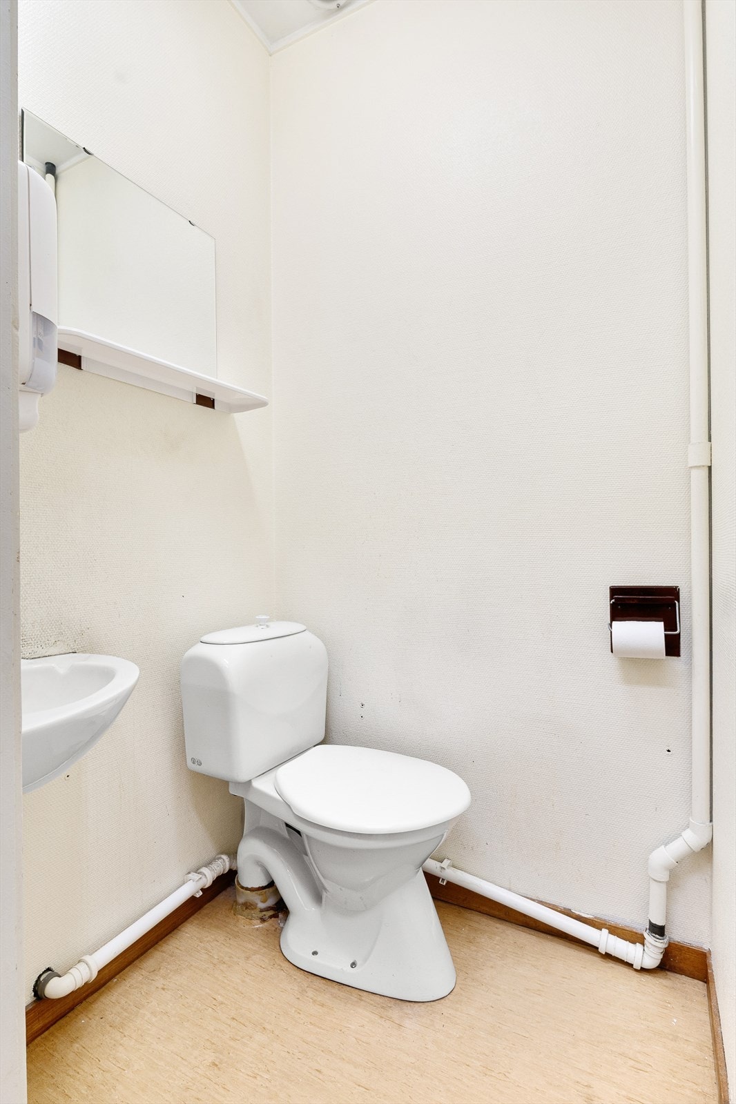 Toalett. Galleribilde