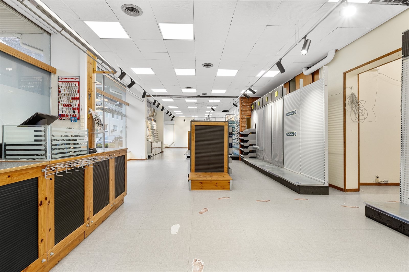 Åpent og luftig rom. Galleribilde