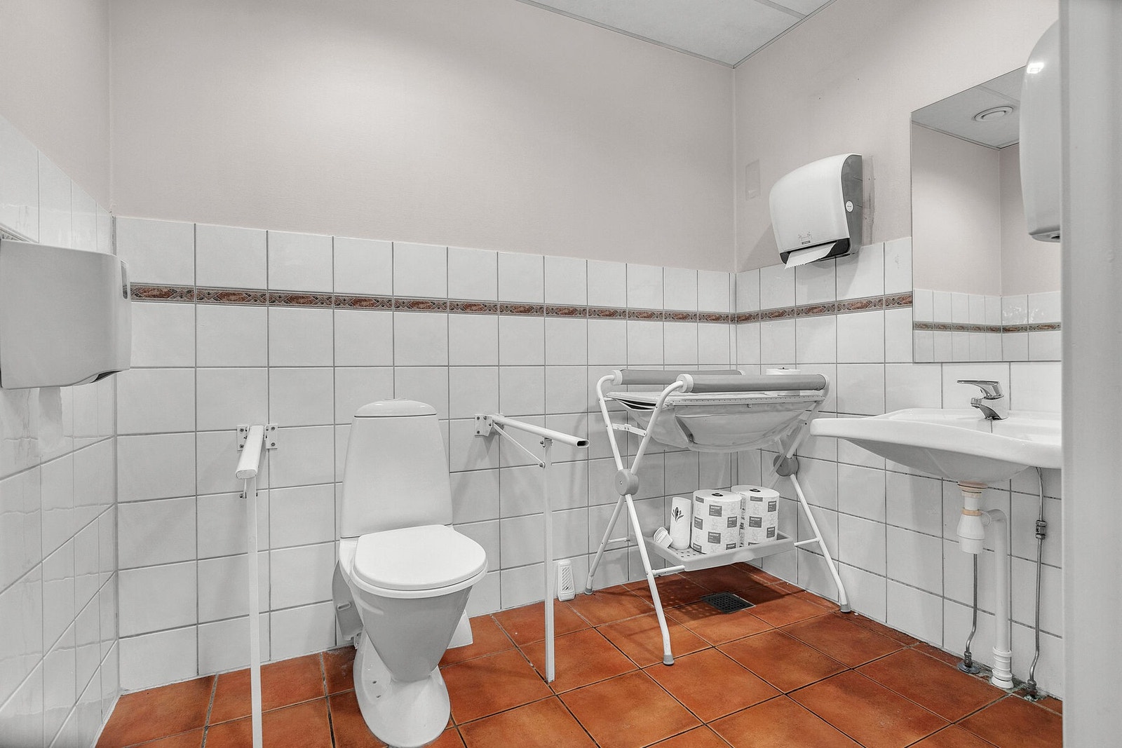 2etg - Leietaker Bella Napoli - WC Galleribilde