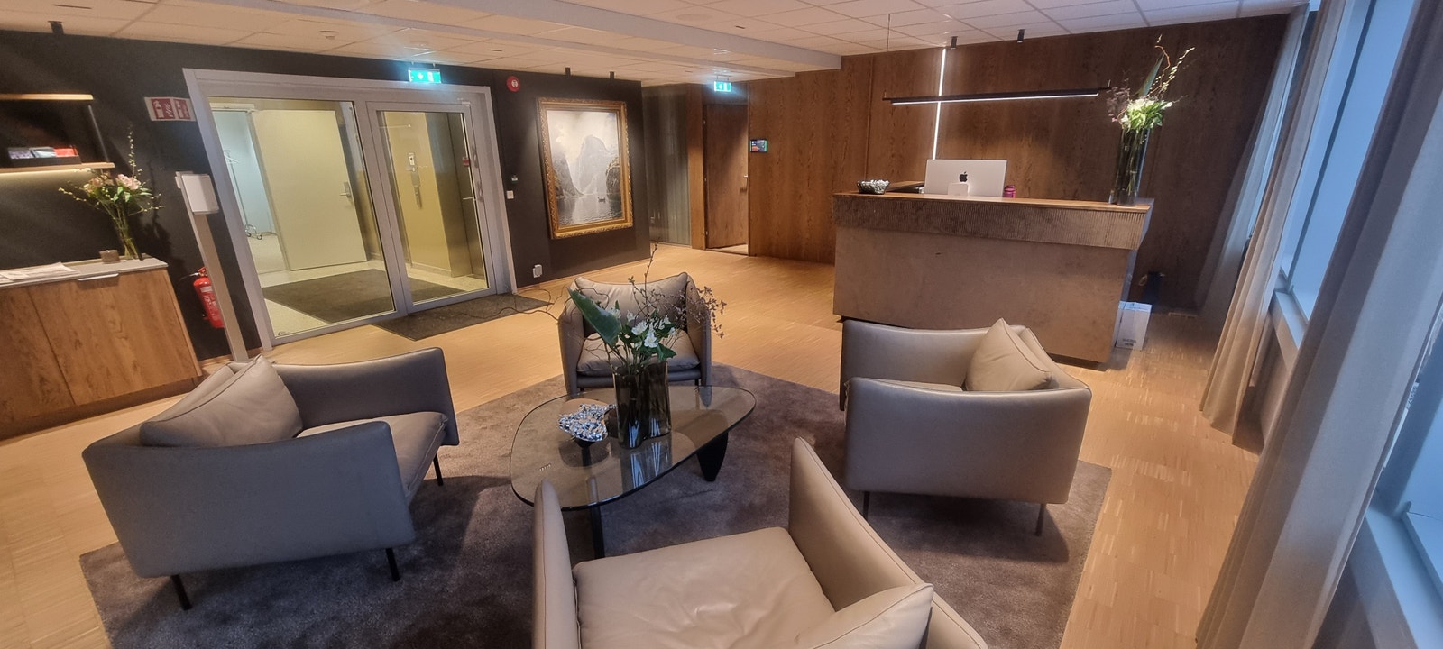 Eksempelbilde/inspirasjonsbilde fra resepsjonsområde hos leietaker i 3. etasje Galleribilde