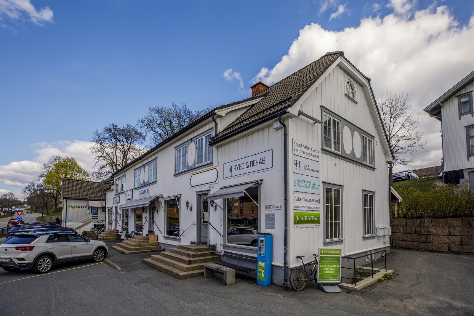 Fasade - egen inngang på bakkeplan Galleribilde