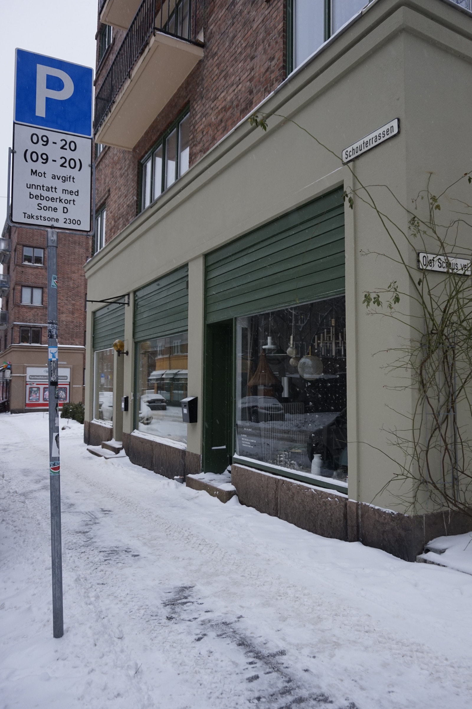 Beboerparkering rett utenfor ! Galleribilde