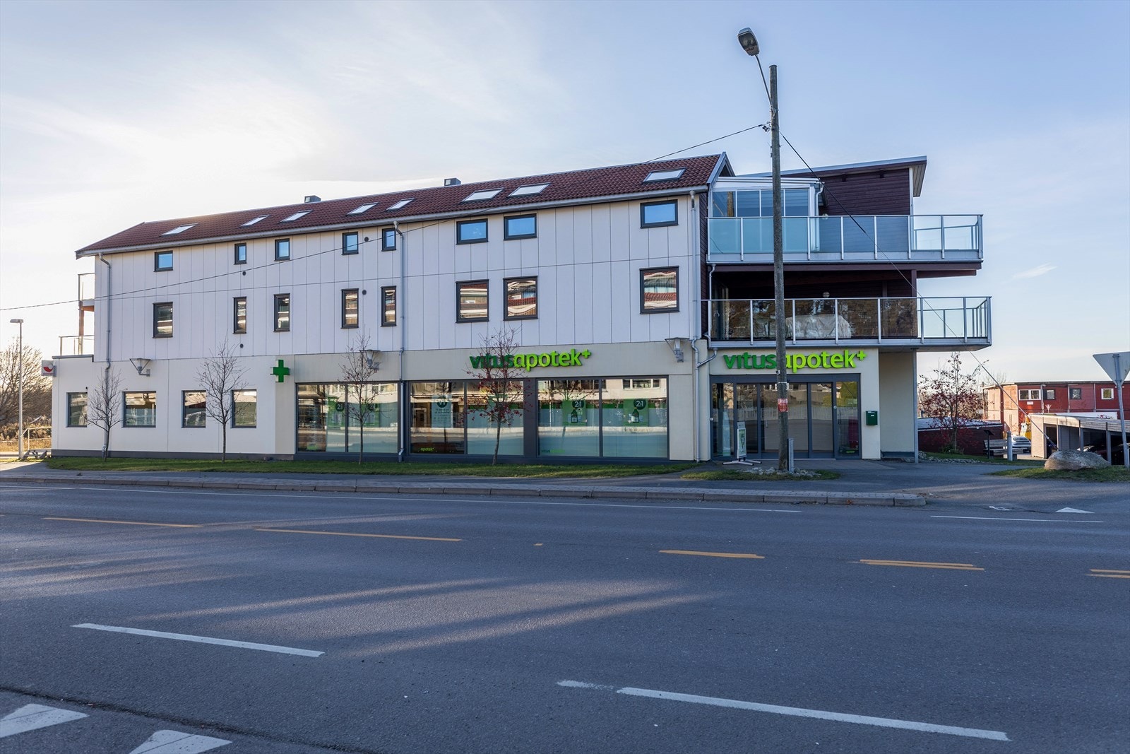 Vitus apotek som nabo Galleribilde