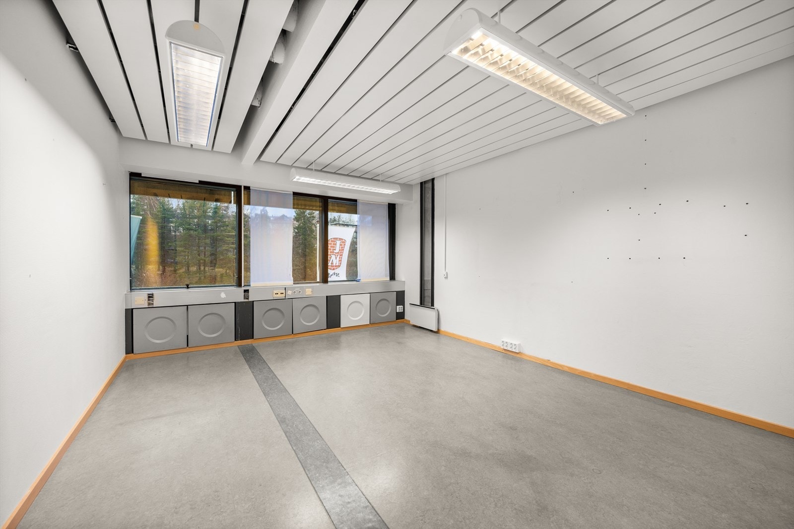 Husebybakken 28B Kontorlokale Galleribilde