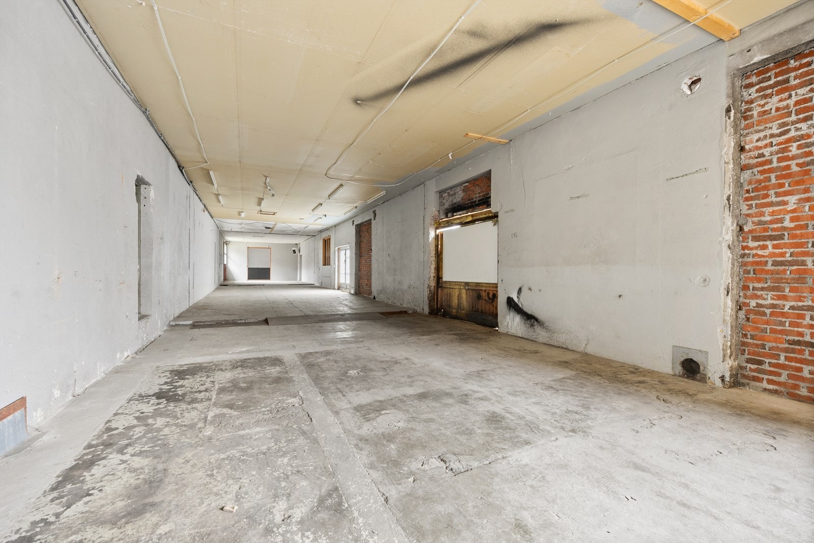 Noreveien 22 Lager med kjøreport Galleribilde