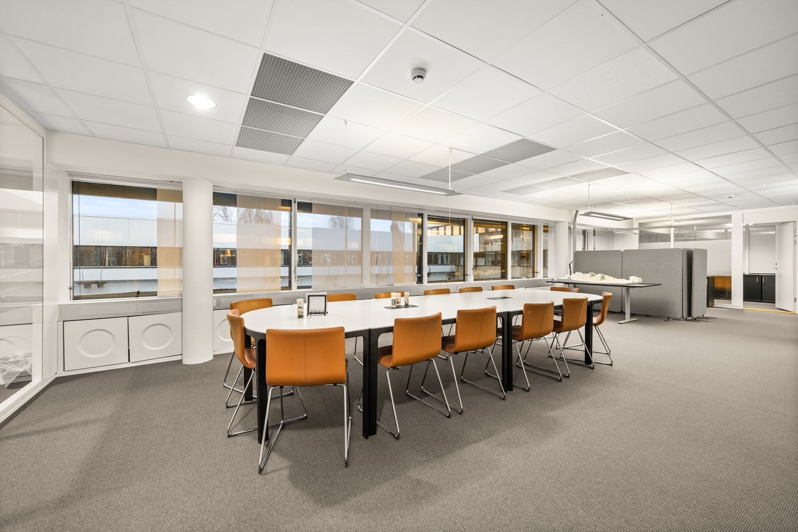 Husebybakken 28B Kontorlokale Galleribilde