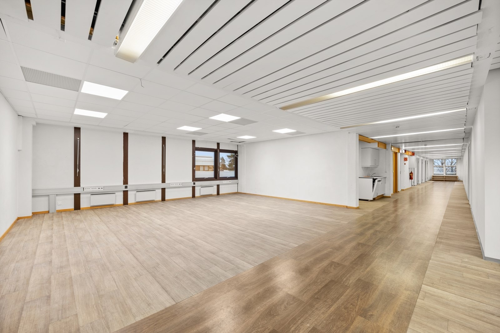 Husebybakken 28B Kontorlokale Galleribilde