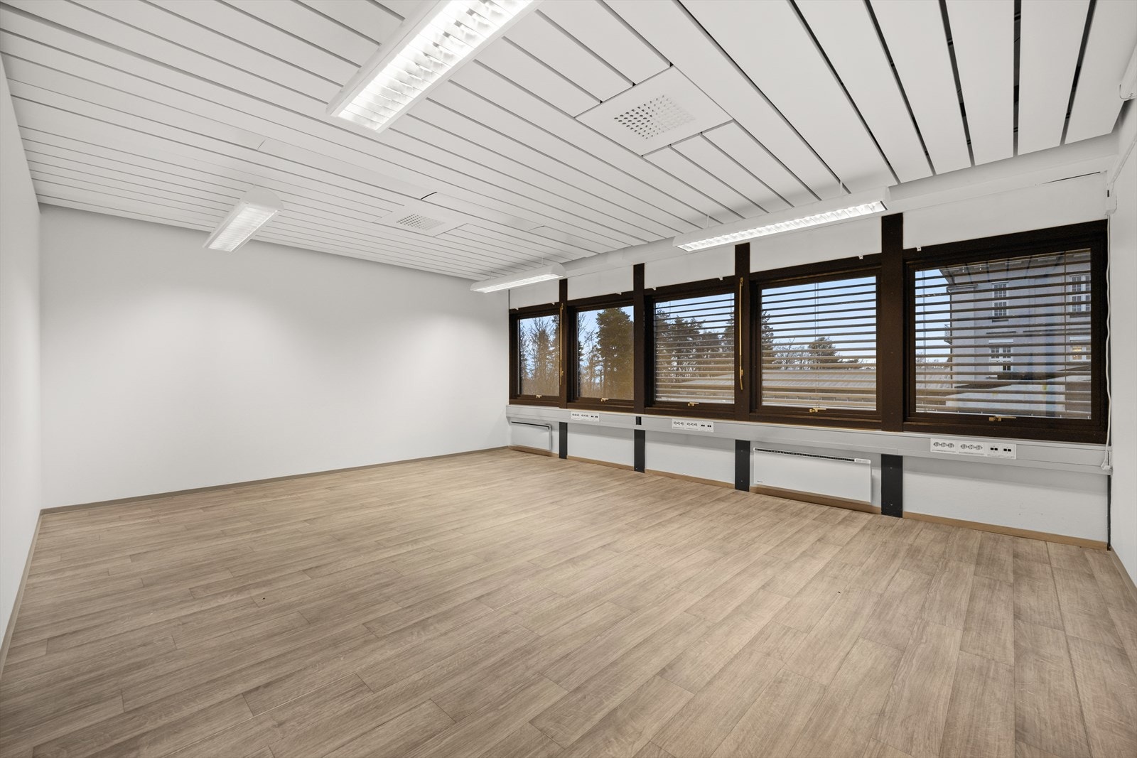 Husebybakken 28B Kontorlokale Galleribilde