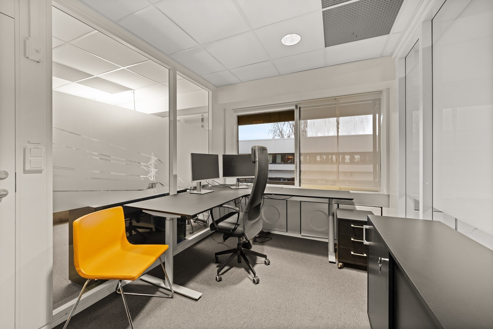 Husebybakken 28B Kontorlokale Galleribilde