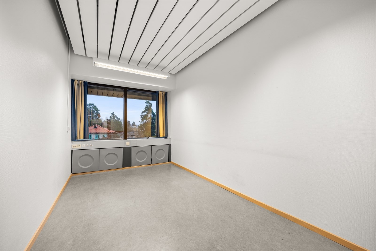 Husebybakken 28B Kontorlokale Galleribilde