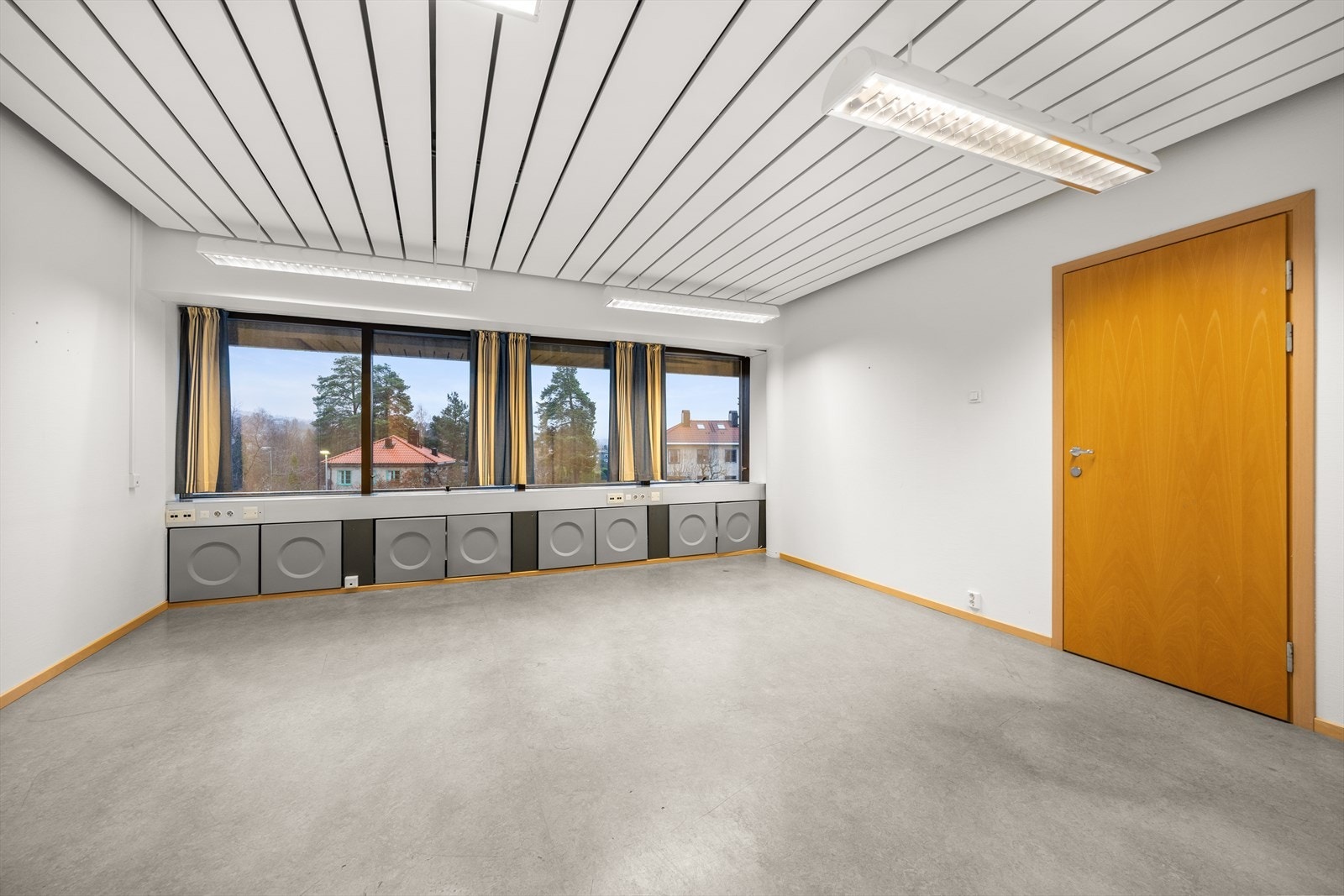 Husebybakken 28B Kontorlokale Galleribilde