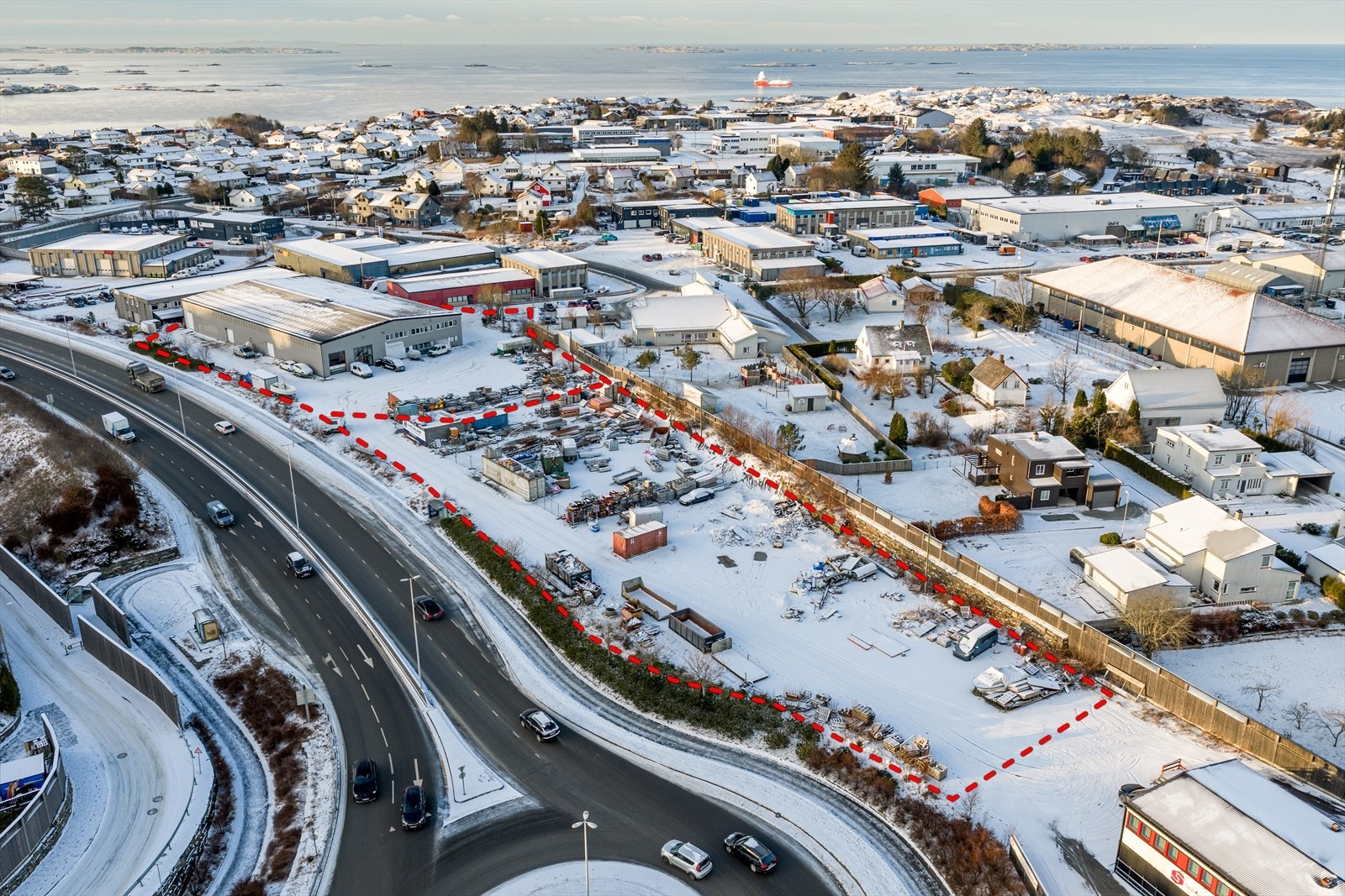 Flott beliggenhet og god profilering mot Tittelsnesvegen F47 Galleribilde