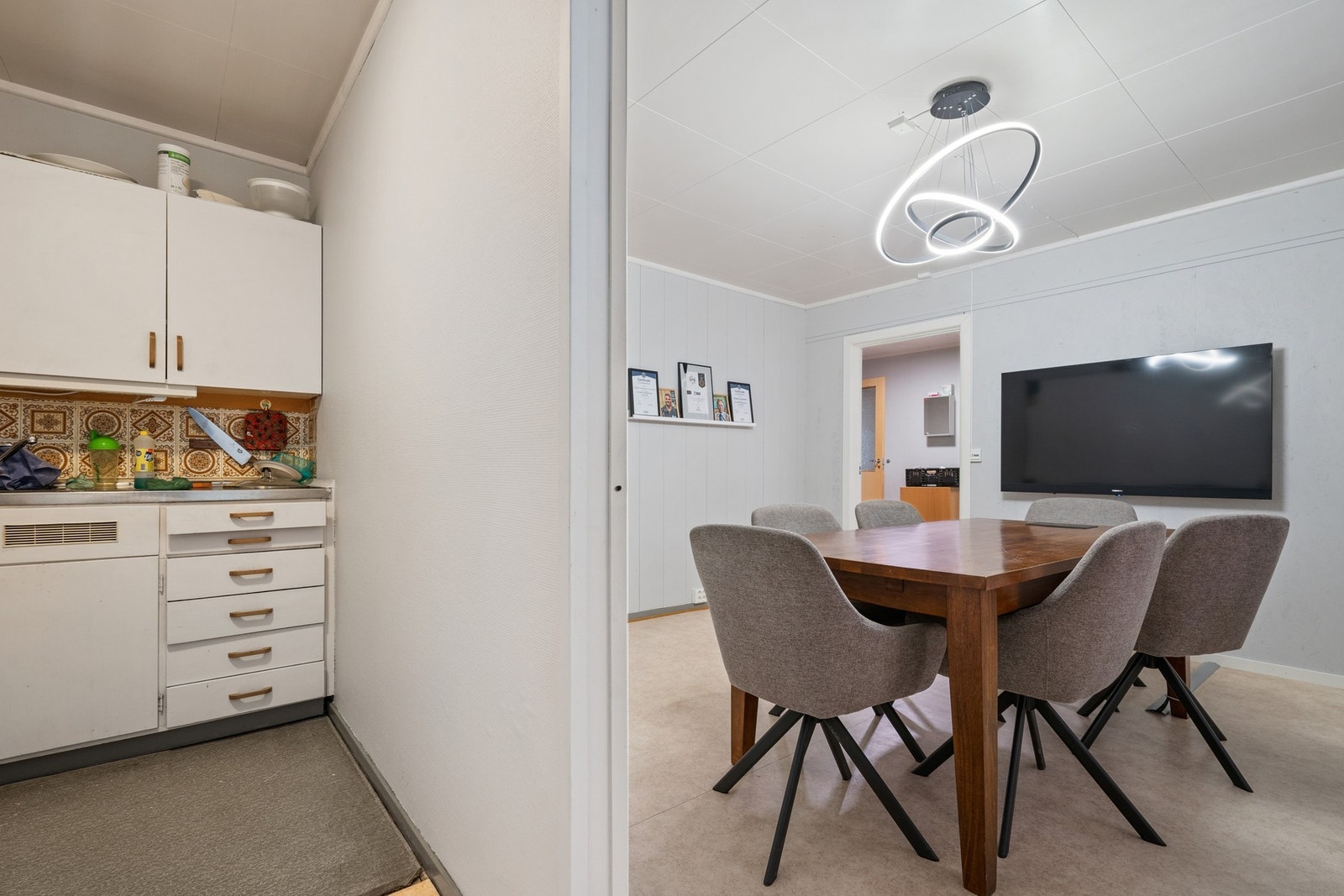 Kjøkken og kontor Galleribilde