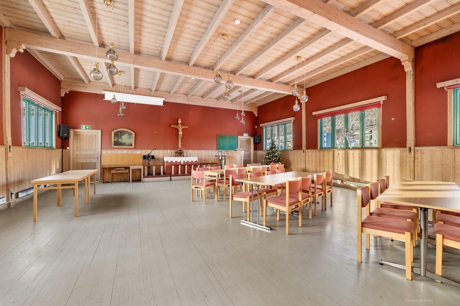 Forsamlingslokale. Galleribilde