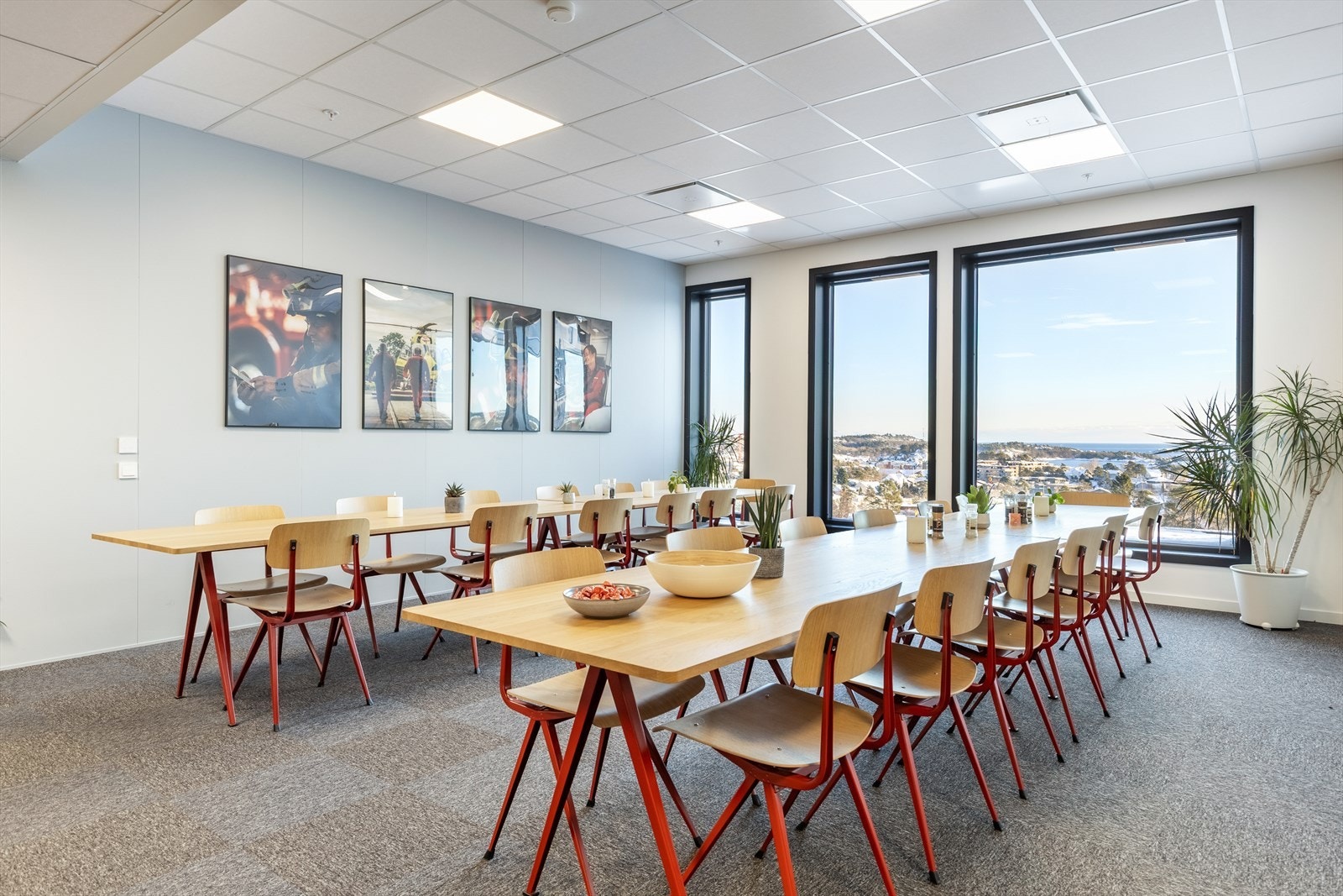 Spiseavdeling. Galleribilde