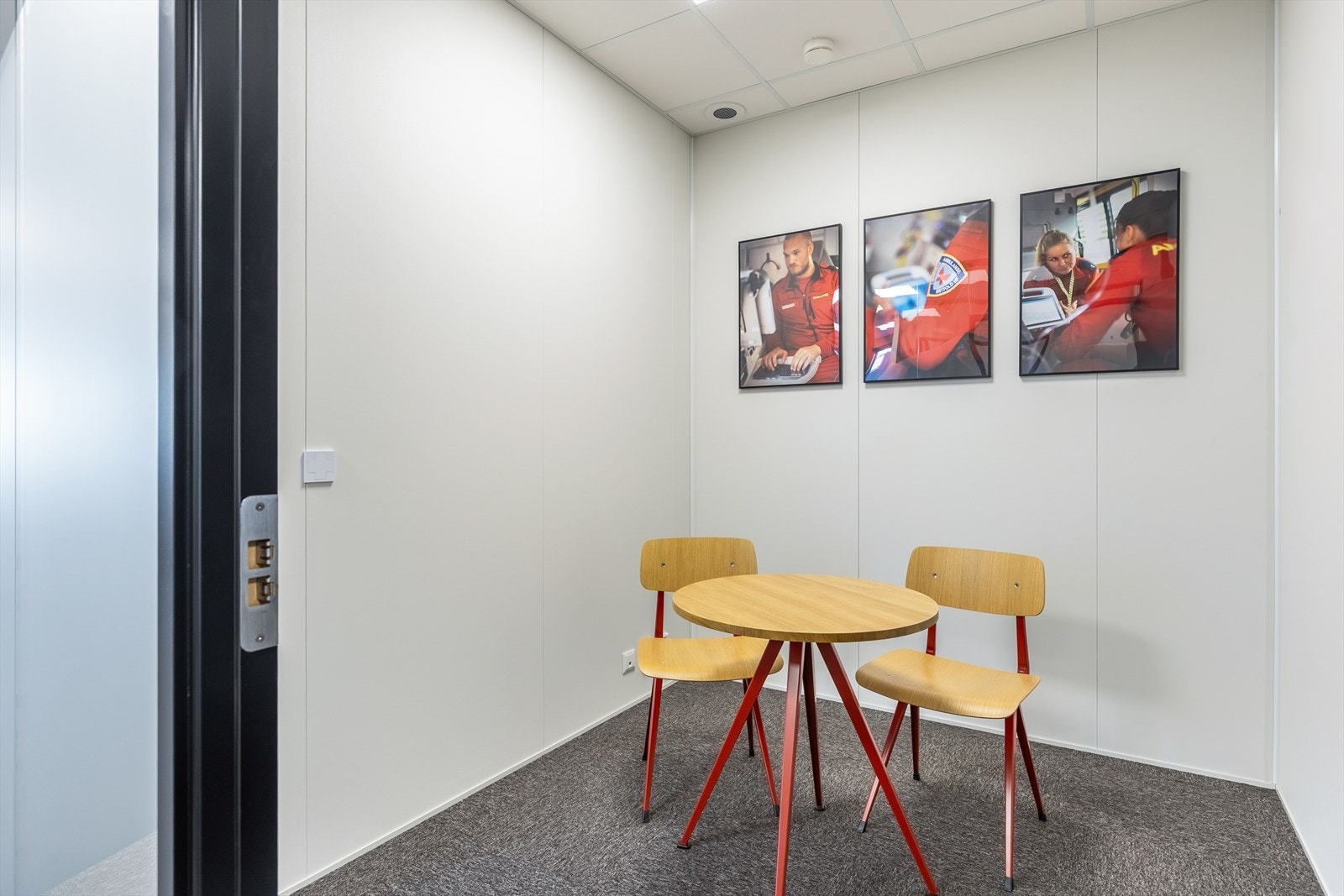 Stille rom. Galleribilde