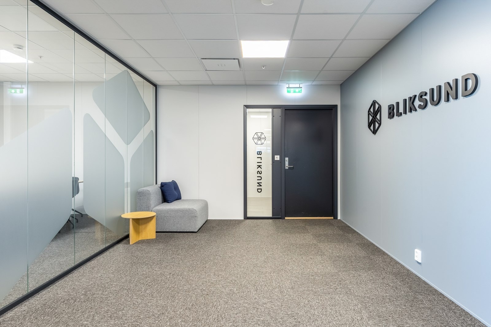 Inngangsparti. Galleribilde