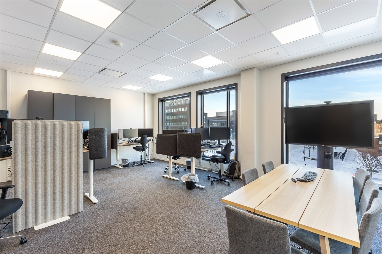 Meget flotte kontorlokaler i hyggelige åpne løsninger. Galleribilde