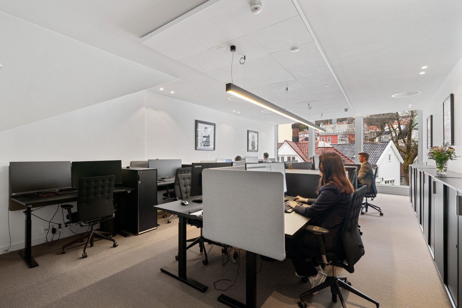 Åpent kontorlandskap i 3. etg. Galleribilde