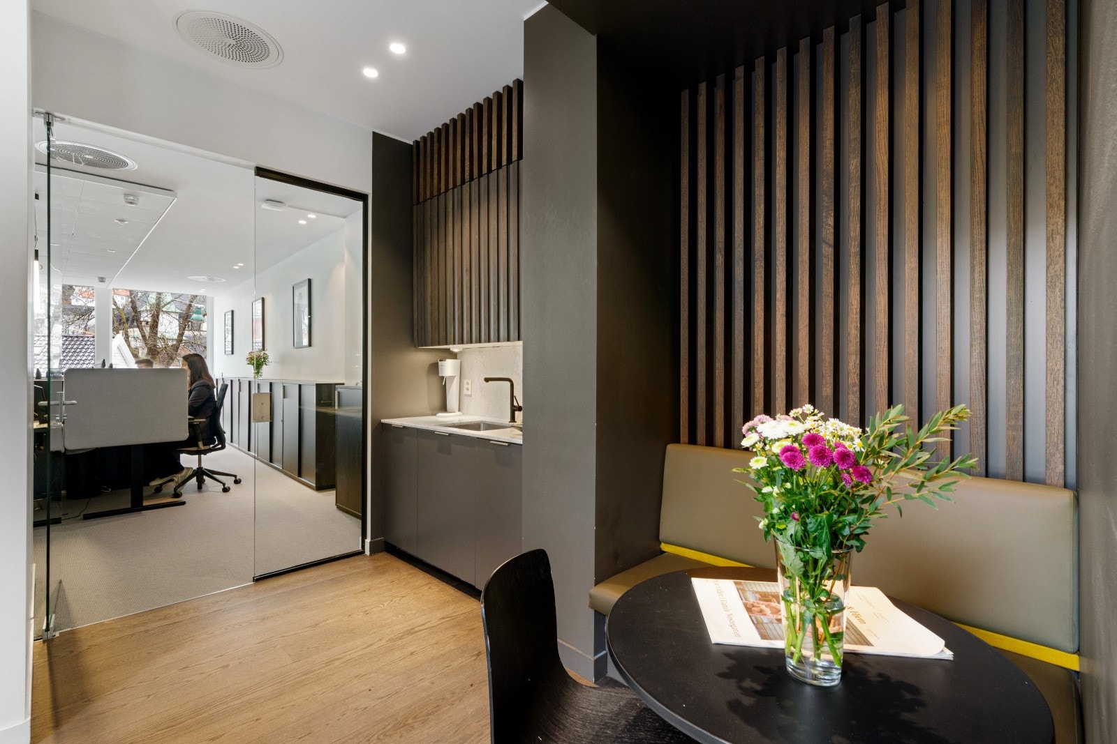 Kaffestasjon i 3.etg. Galleribilde