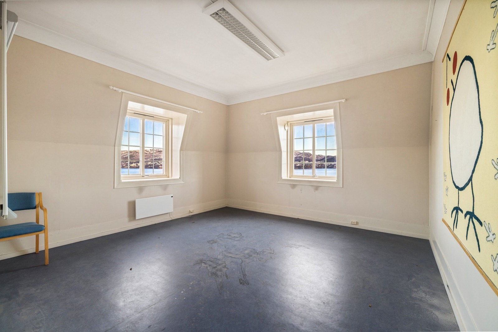 Rommene i 2. etasje har god størrelse og varierer fra 9,8 m2 til 21,9 m2. Galleribilde