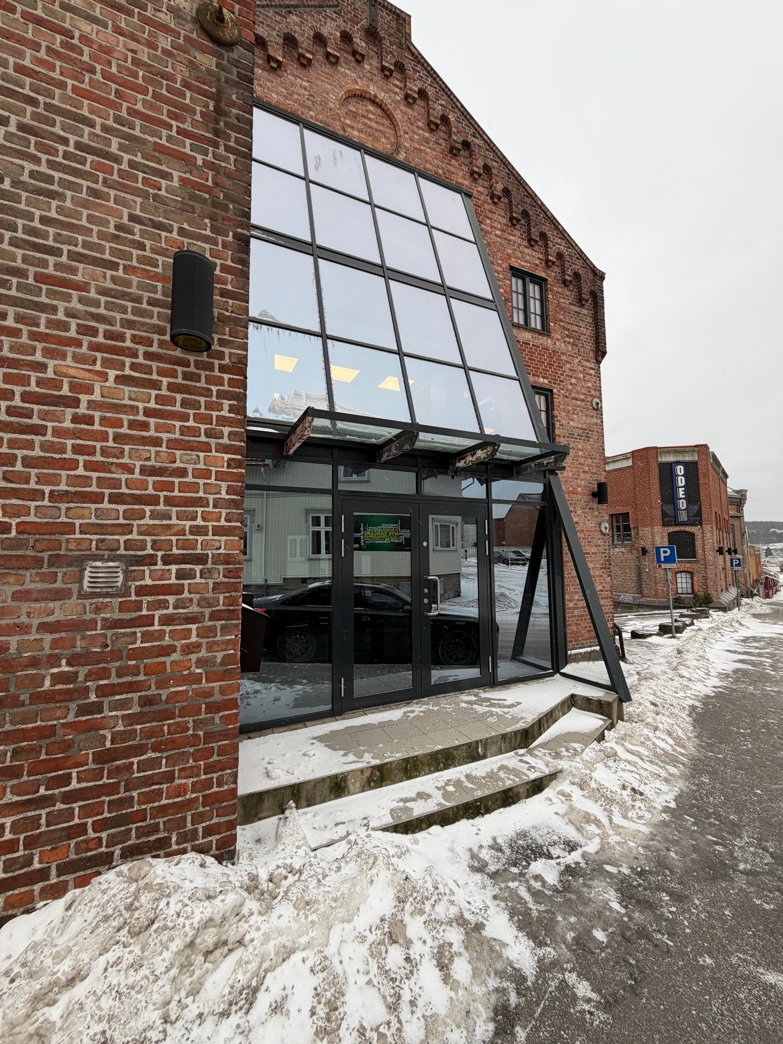 Felles inngang Galleribilde