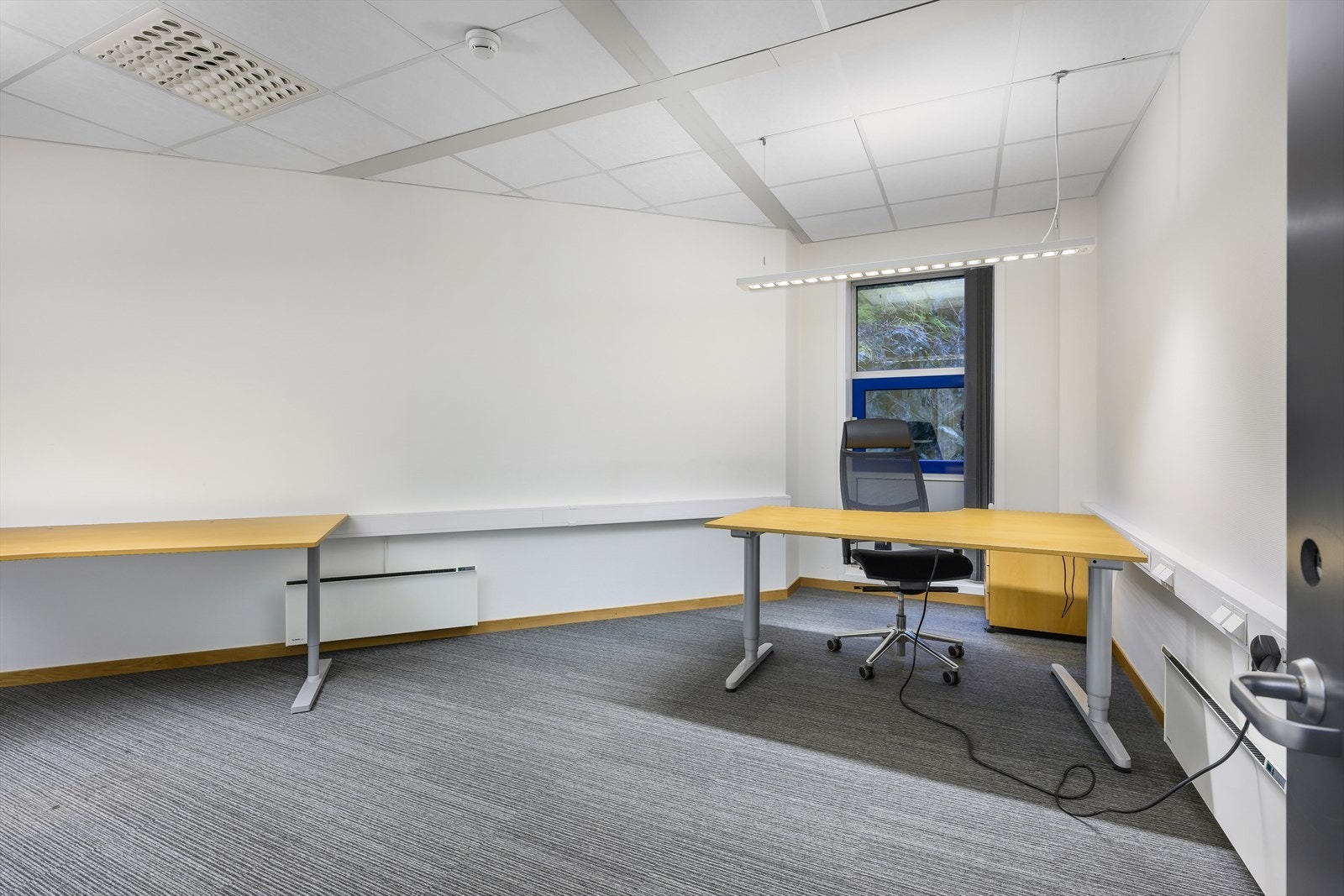 Bilde av stort cellekontor i ledig areal i 1. etg. Galleribilde