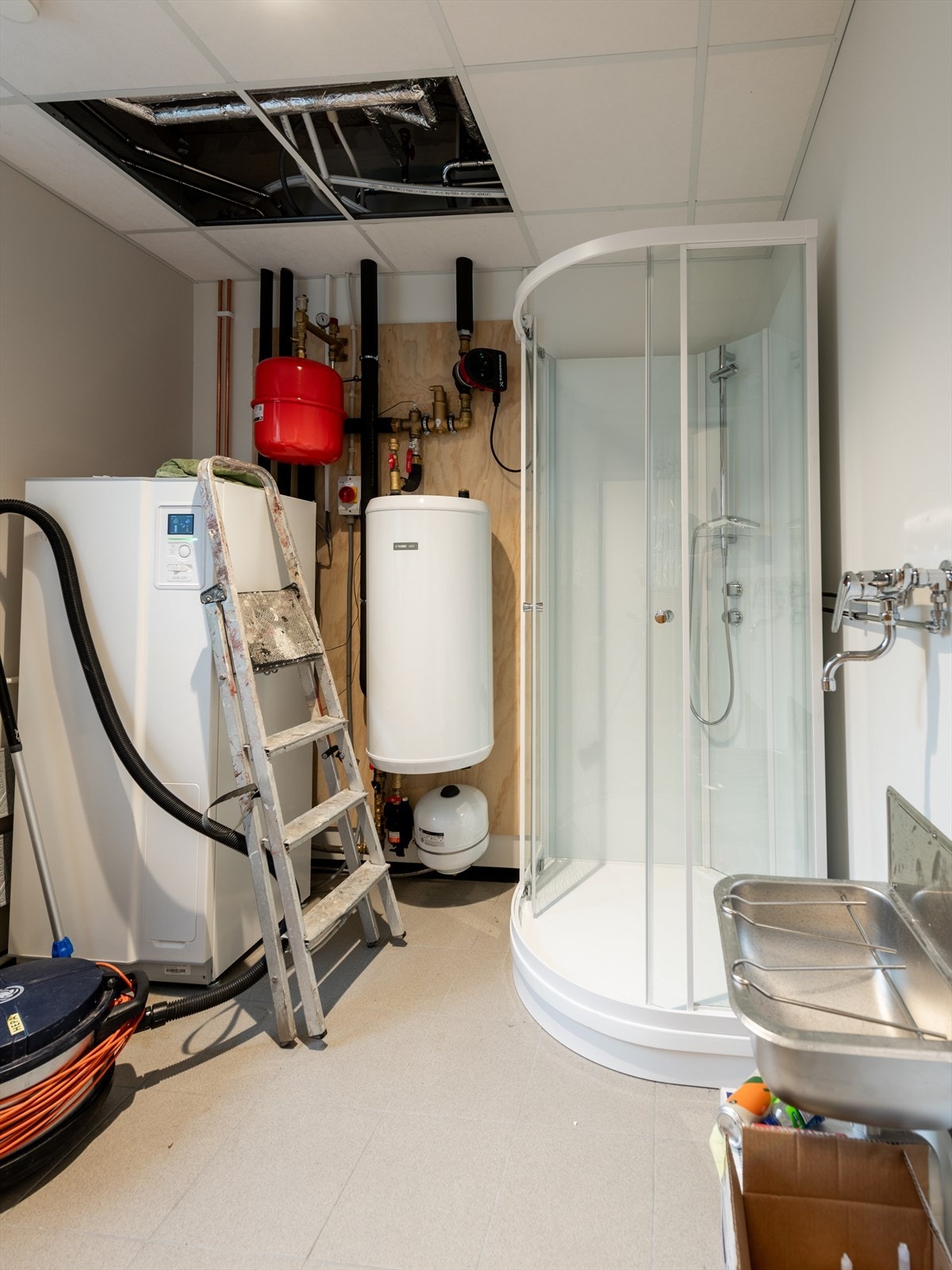 NEG-30.jpg Galleribilde