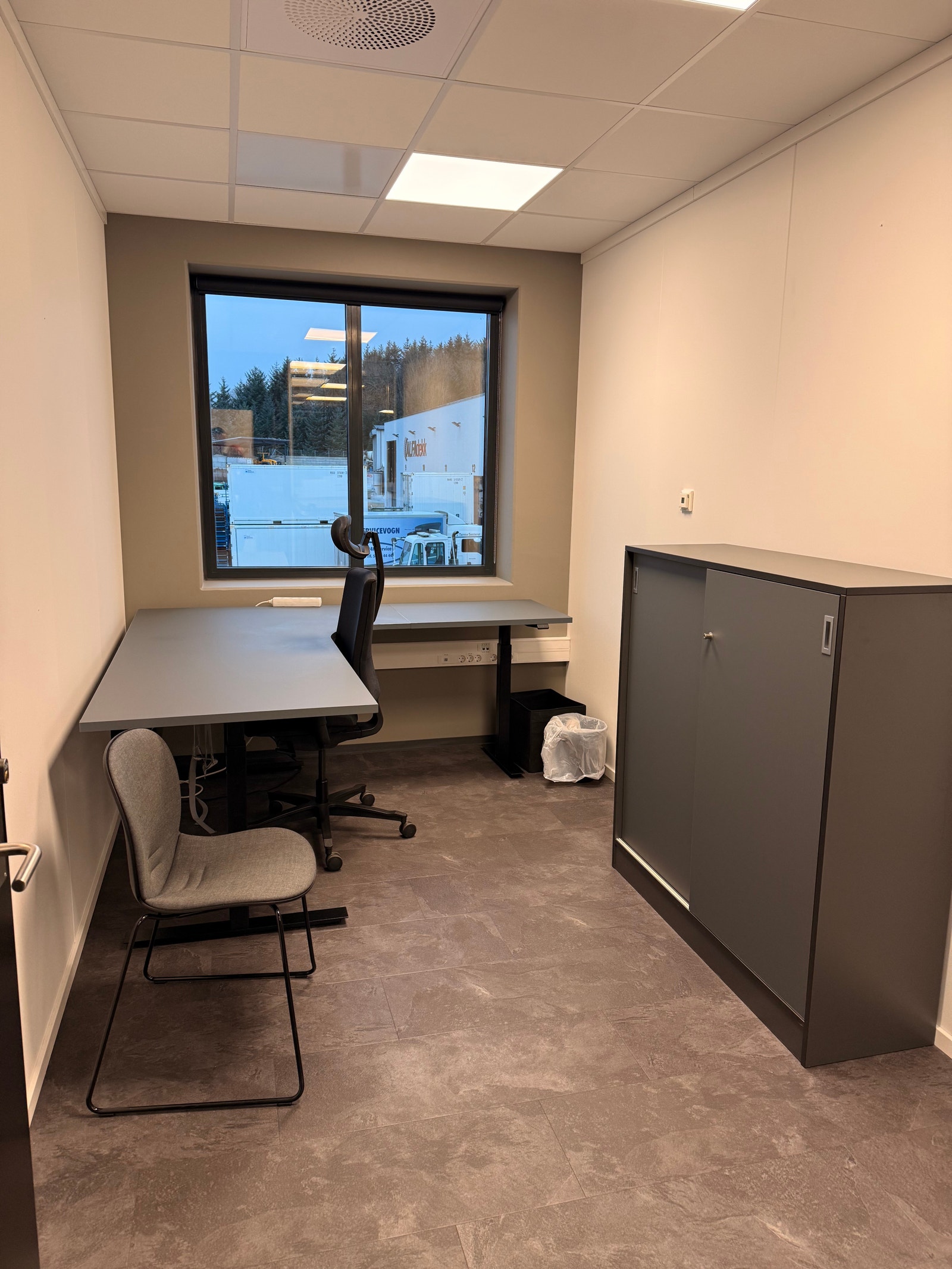 Kontor 9,6 kvm Galleribilde