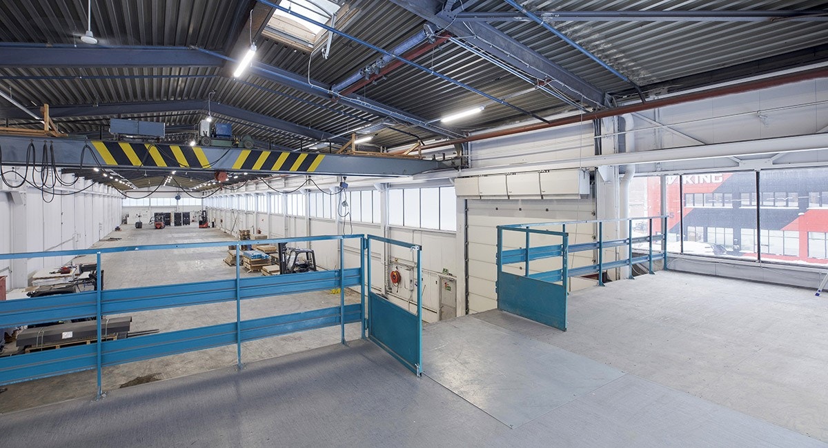 1. etasje (1 500 kvm BTA) - lageret har mesanin Galleribilde