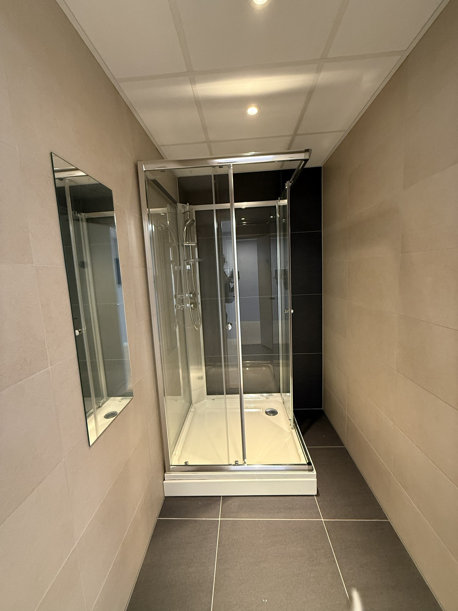 Dusj/Garderobe. Galleribilde