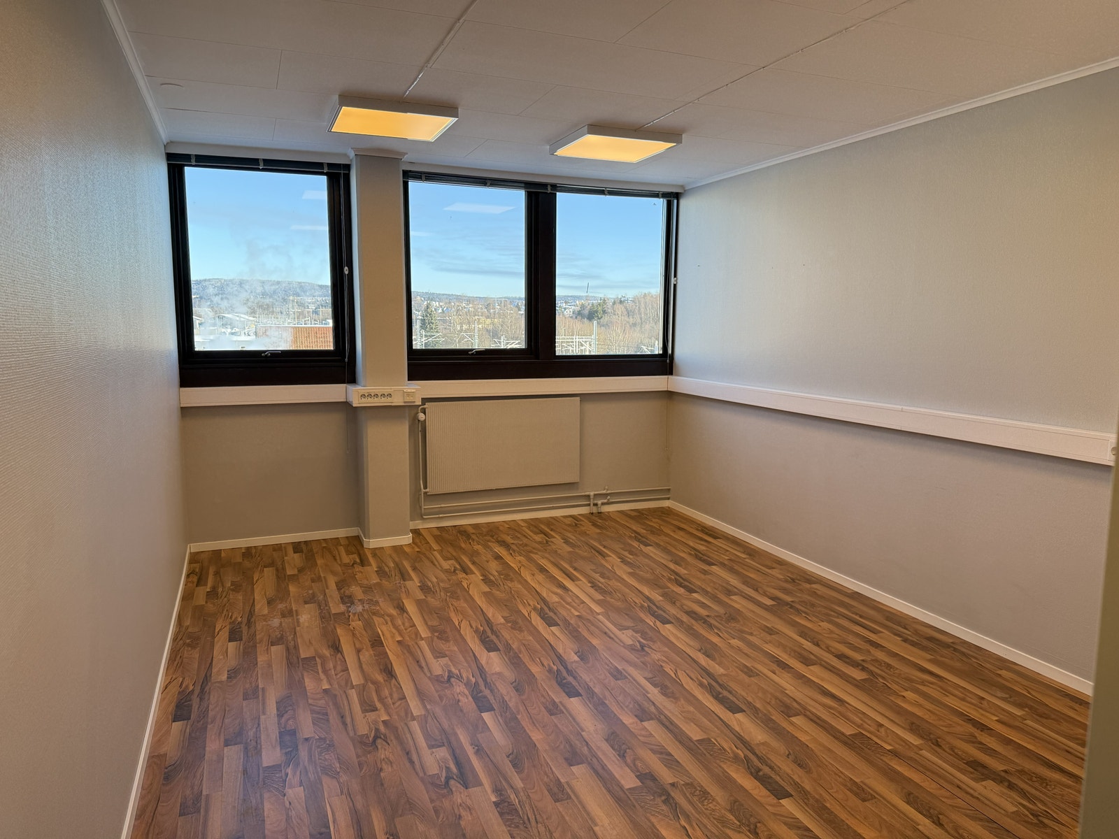 Eksempel på kontor. Galleribilde