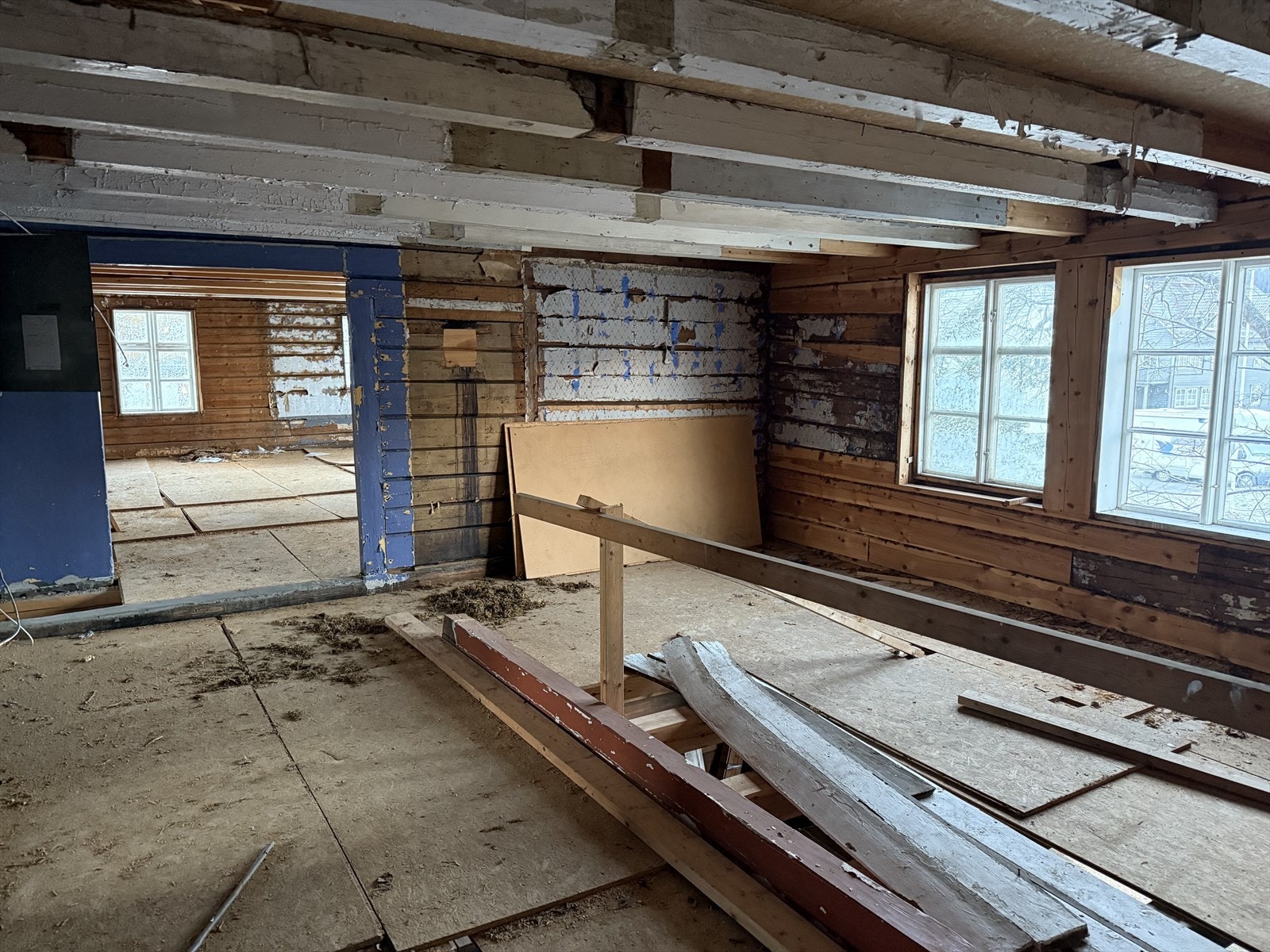 Ein del av materiala som er demonterte, må derfor monterast på nytt slik det var. Galleribilde