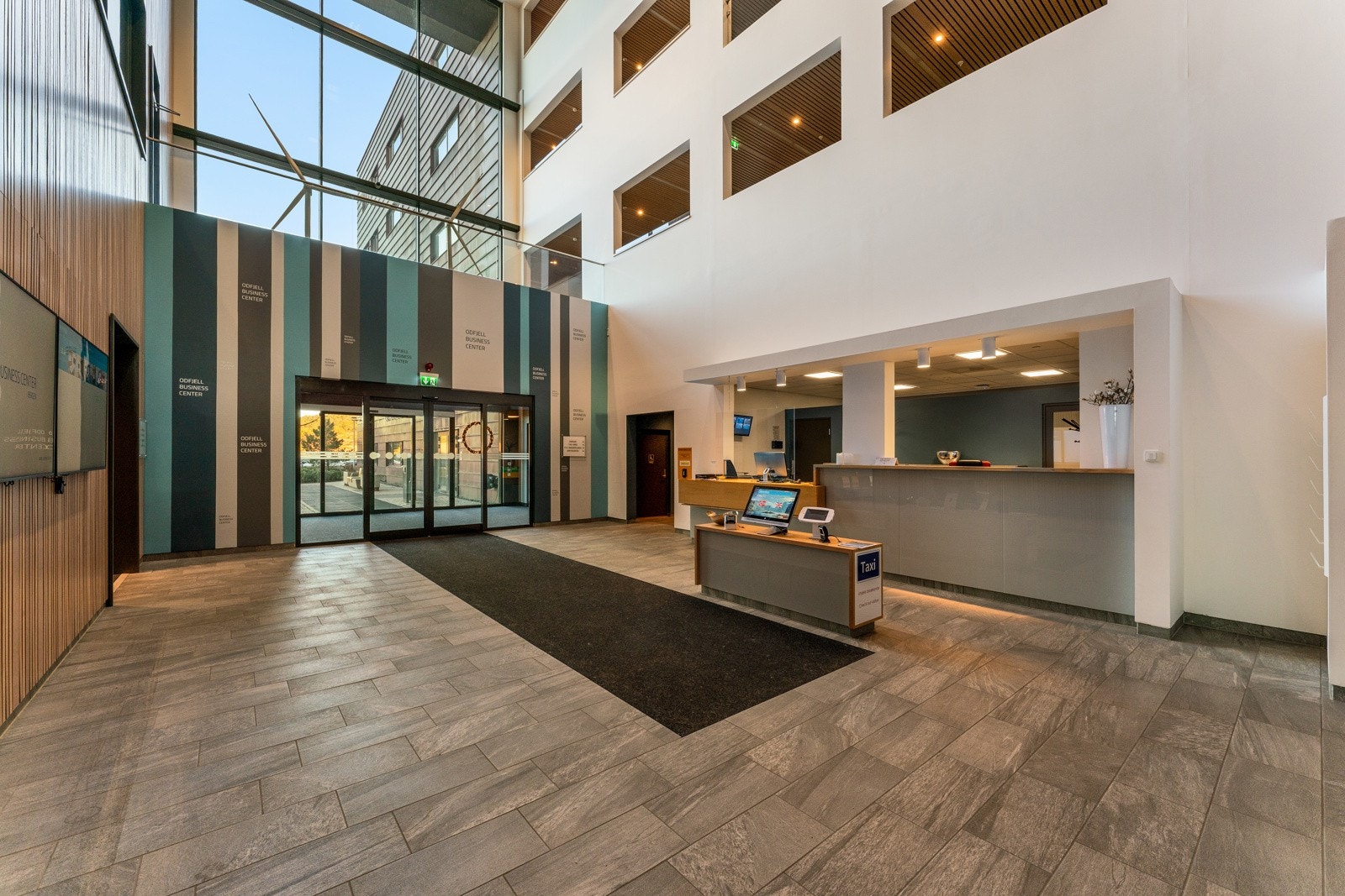 - Velkommen til Kokstadflaten 35 | Presentert av PrivatMegleren Næring v/ Susanne Troye - Galleribilde