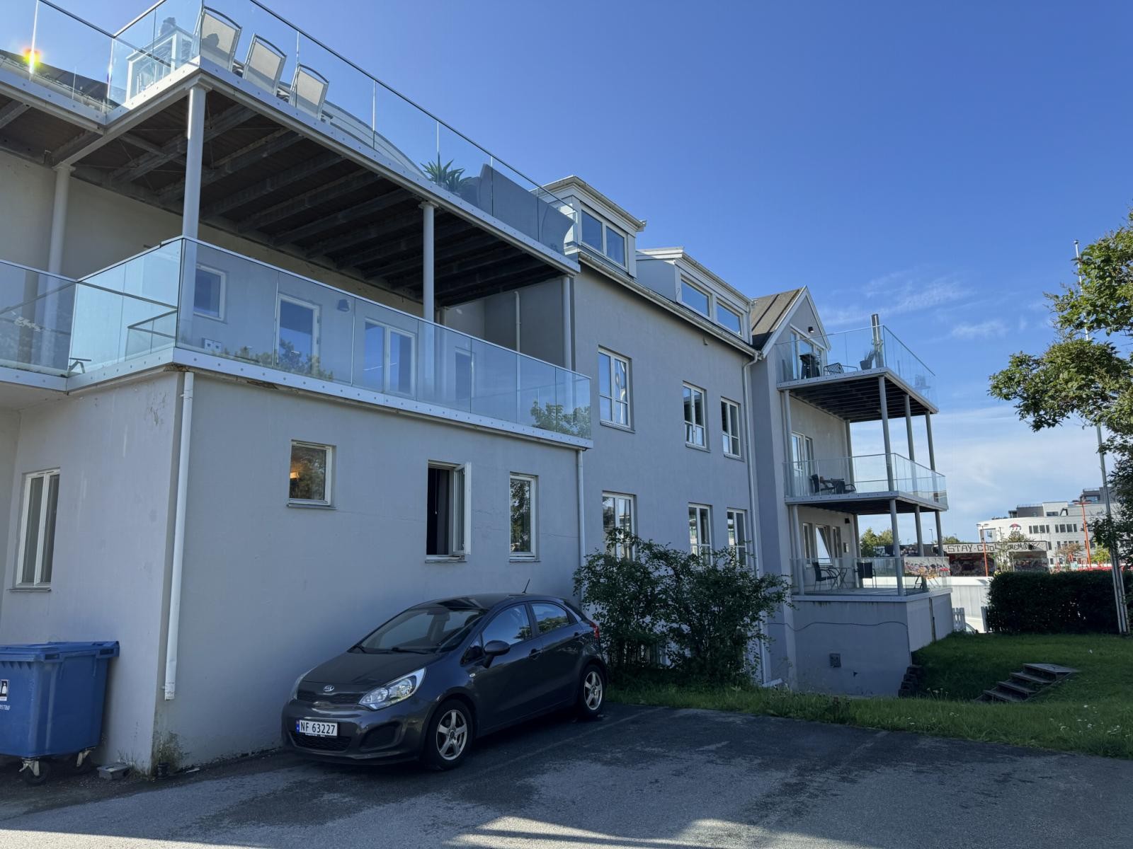 Nyholmsgata 9 bakside med balkonger. Galleribilde