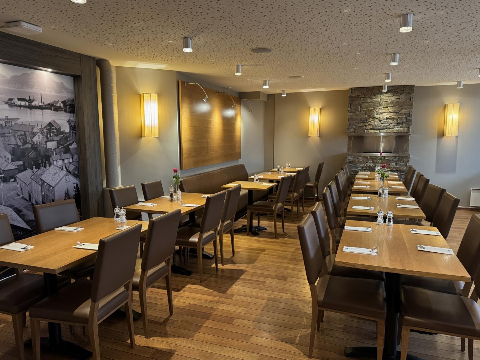 Frokostrestaurant. Galleribilde