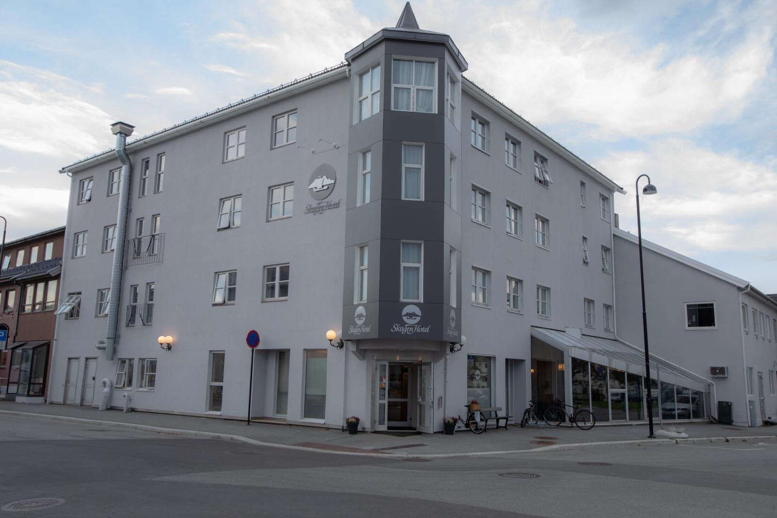 Hotellfasade. Galleribilde