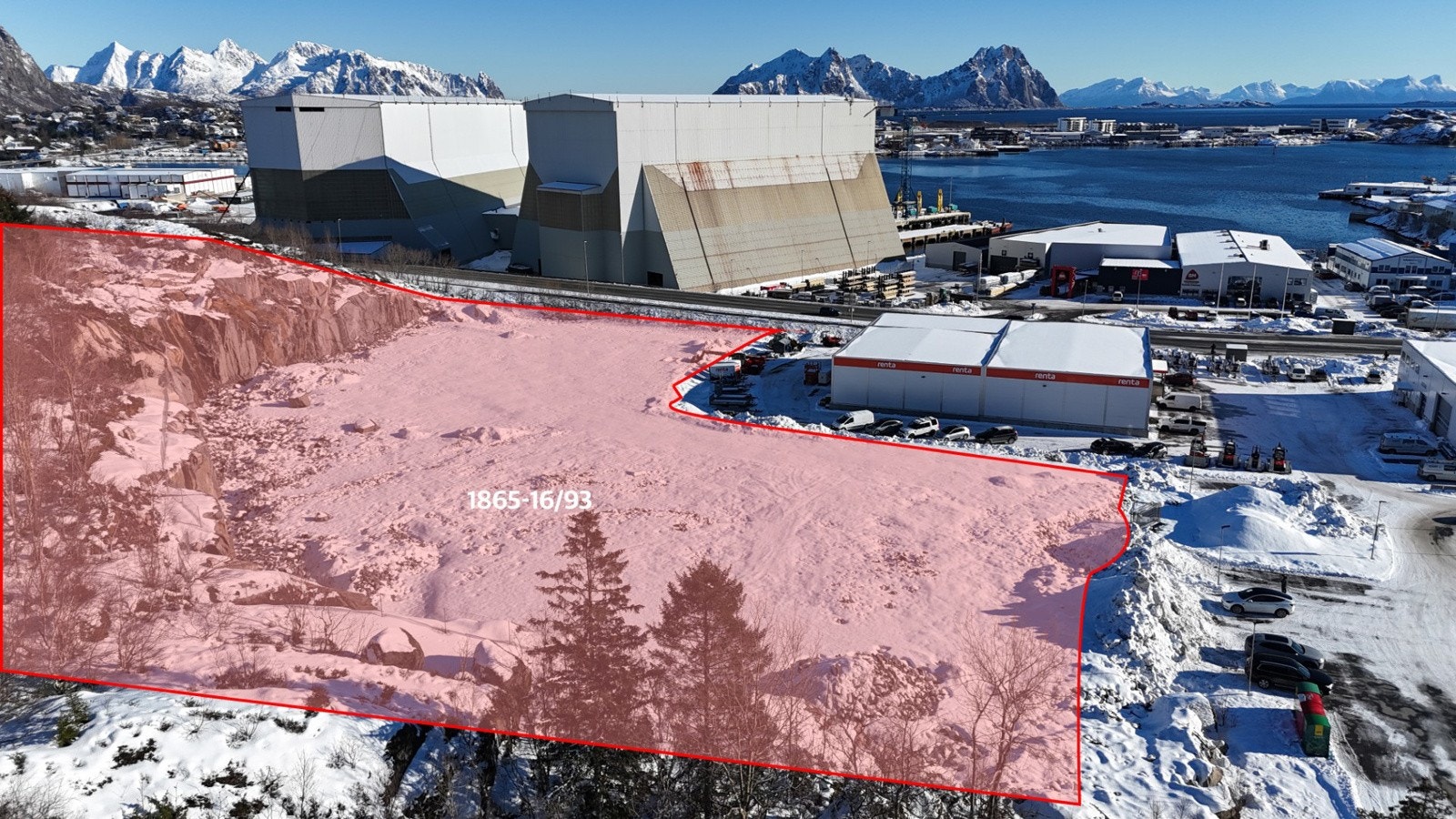 Det legges opp til at en kan kjøpe hele eller deler av tomten. Ta kontankt med meglerforetaket for ytterligere informasjon Galleribilde