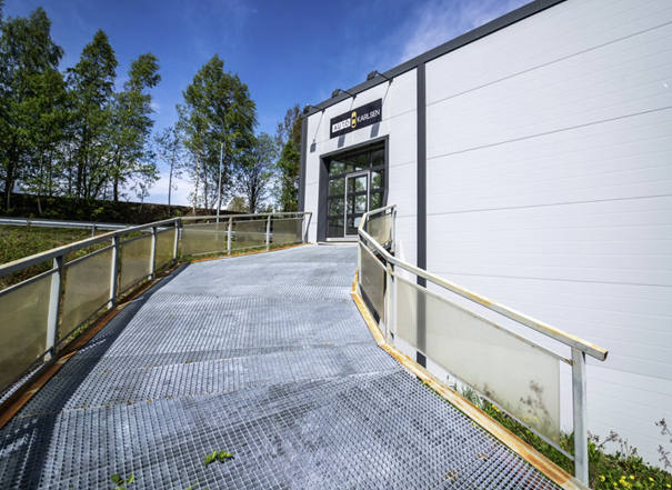 Kjørerampe til 2.etasje Galleribilde